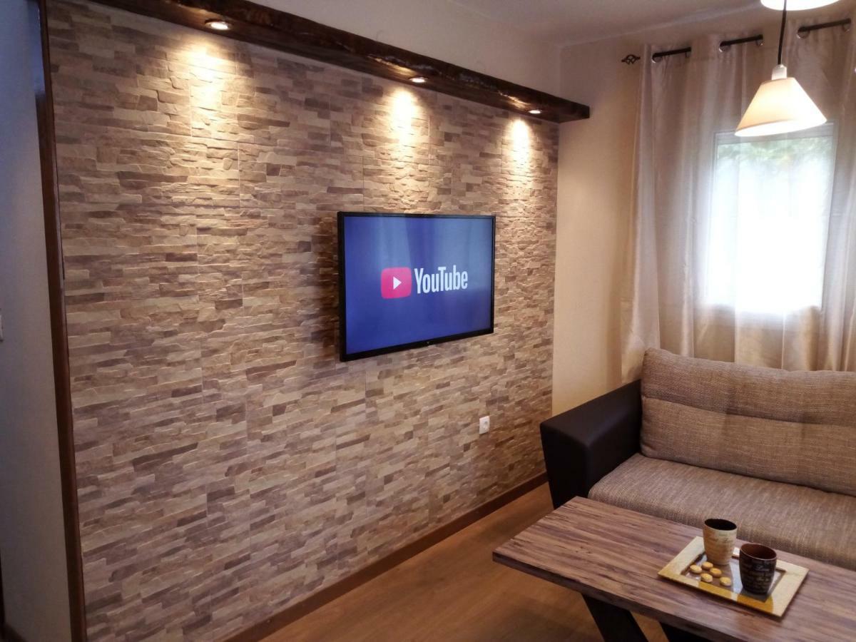 The Elysian At Nicopolis Jacuzzi Apartment Nikopolis Exterior photo